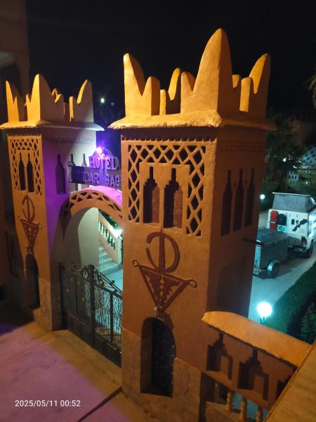 Στη φωτογραφία φαίνεται το αντικείμενο Hotel Mandar Saghrou Tazakhte που βρίσκεται στην πόλη El Hart.