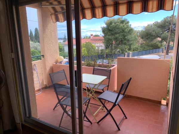 Kuvassa näkyy kohde Appartement Bandol dans résidence privée avec piscine, joka sijaitsee kaupungissa Bandol.