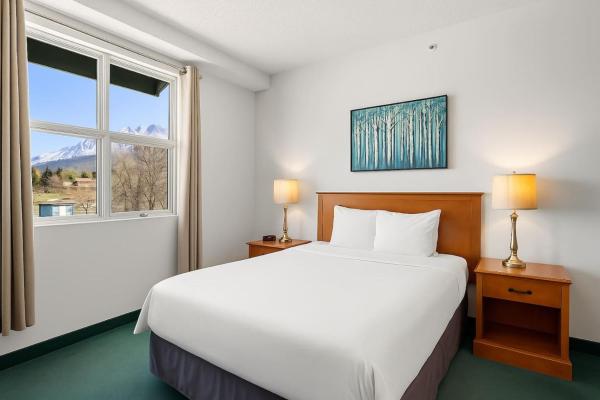 Cozy Hideaway With Mtn Views Near Dt Canmore And Banff - Canmore