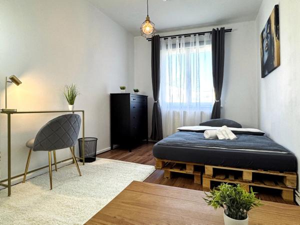 HolidayHome Apartments I Kreuzberg Bergmannkiez Private Room, Berlín