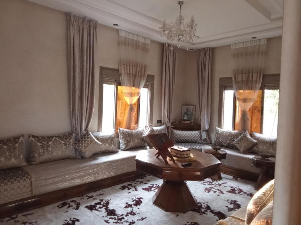 Na zdjęciu widoczny jest obiekt Villa tagmouti położony w mieście Aghmat.