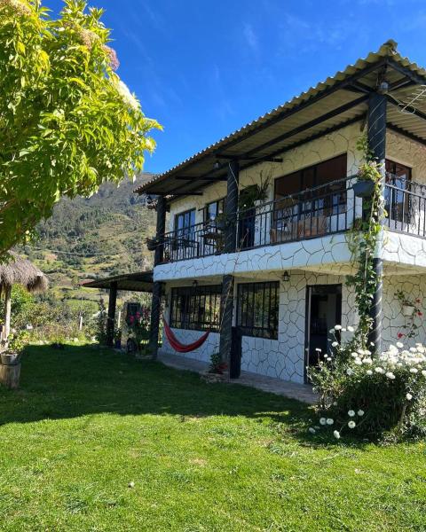 A la foto es mostra l'objecte El Manantial Casa Campestre y Restaurante situat a la ciutat de Susacón.