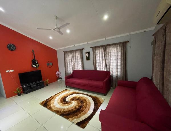 Auf dem Foto ist das Objekt Cozy Nook Homestay in der Stadt Momi zu sehen.