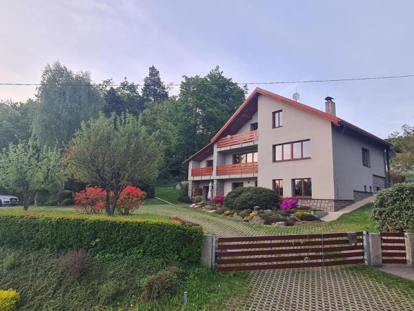 Na zdjęciu widoczny jest obiekt Apartment Radčice 80m2 położony w mieście Liberec.