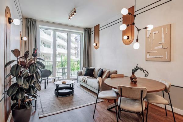 Rosales - 1 bedroom and balcony in Santo António, Lisbon