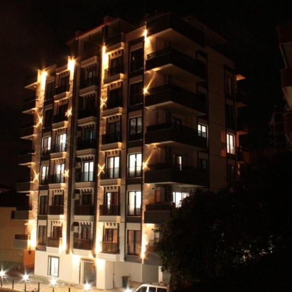 På billedet ses objektet Shahin Golden Hotel الصقر الذهبي للشقق الفندقية beliggende i byen Degirmen.