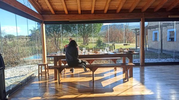 A la foto es mostra l'objecte Las Lucías, experiencias de ecoturismo situat a la ciutat de Carrascalejo.