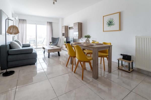 På billedet ses objektet Stylish Apartment in Piraeus -F9 beliggende i byen Piræus.