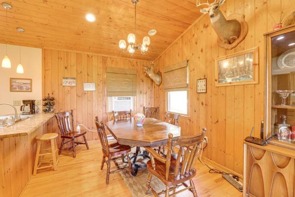 Billede 6: Fish, Hike, Hunt Secluded Cabin in Doe Hill!
