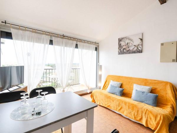 A la foto es mostra l'objecte Studio Mezzanine 4 pers, Vue Mer, Confort à Saint Pierre La Mer - FR-1-409A-35 situat a la ciutat de Fleury.