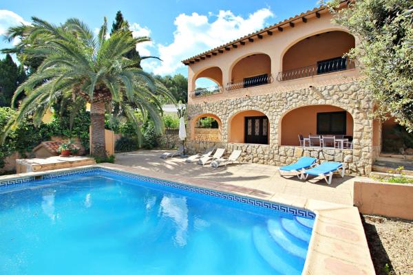 På billedet ses objektet Oscar - villa with large pool and sea views in Benissa beliggende i byen Benissa.