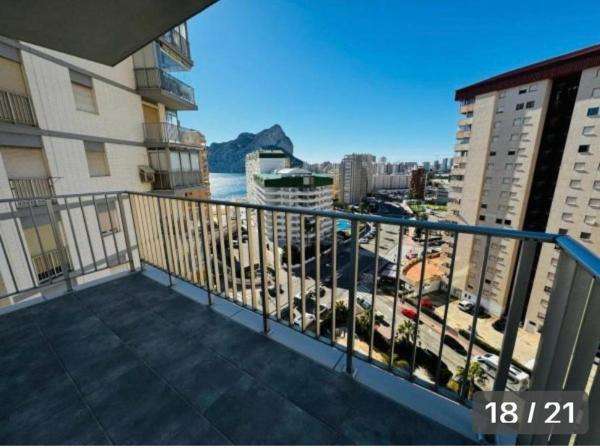 A la foto es mostra l'objecte Miramar situat a la ciutat de Calpe.