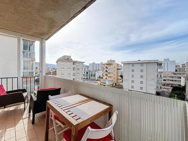 A la foto es mostra l'objecte Sol y Playa 4 1 Piso muy bonito y reformado situat a la ciutat de Roses.