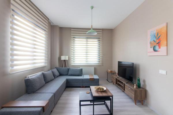 På billedet ses objektet Beautifully Designed 3BR Duplex in Prime Göktürk beliggende i byen Gümüşdere.