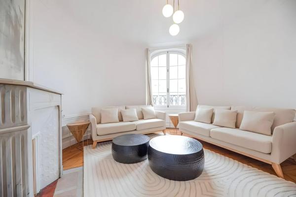 TBS 327 - Superb apartment with Eiffel Tower view, Paříž