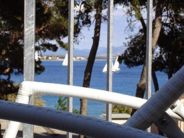 A la foto es mostra l'objecte Moderne Ferienwohnung Mit Pool situat a la ciutat de Vodice.