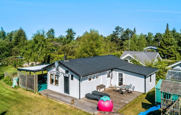 The photo shows the 3 Bedroom Lovely Home In Gedser located in the city of Gedser.