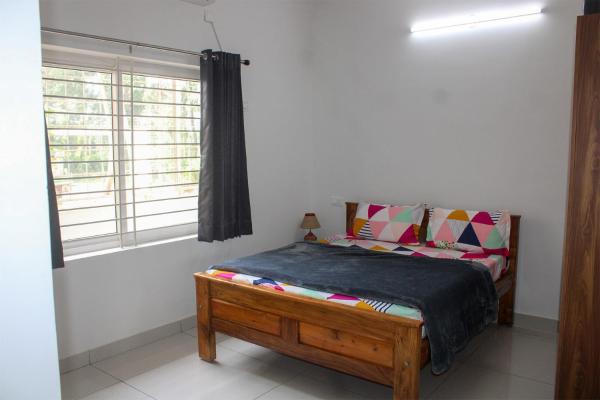 A la foto es mostra l'objecte Jayasviinn Coorg situat a la ciutat de Virajpet.