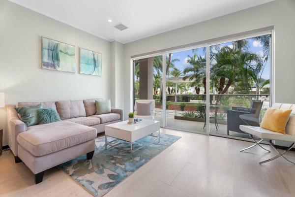 Eagle Beach - Pearl Garden 2BR condo - LV103, Palm-Eagle Beach