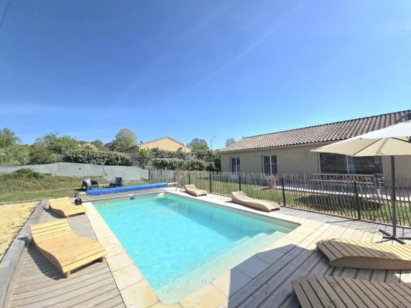 Nella foto è visibile l'oggetto Maison périgourdine avec piscine privative, internet et animaux acceptés - FR-1-616-476 situato nella città di Clottes.