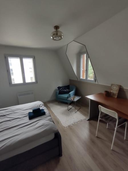 A la foto es mostra l'objecte Apartment Julia - Parking gratuit, Gare de Tours et St-Pierre-des-Corps TGV & Parc Expo situat a la ciutat de Tours.