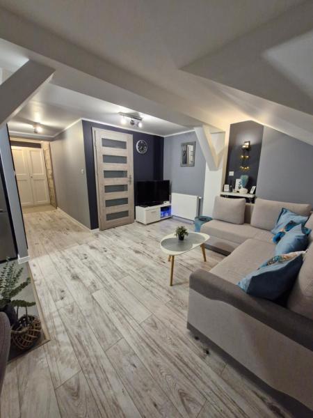 På billedet ses objektet Apartament Z Widokiem Na Wieżę beliggende i byen Wałbrzych.