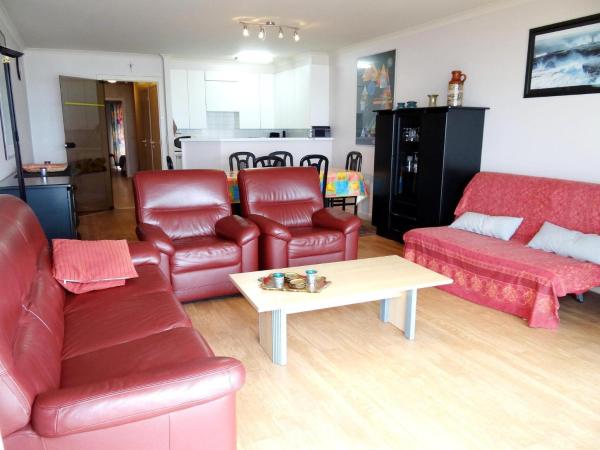 Apartment in Nieuwpoort near Sandy Beaches, Nieuport