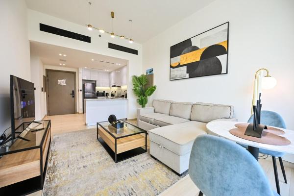 På billedet ses objektet Stunning 1 br modern luxury residence at JVC beliggende i byen Dubai.