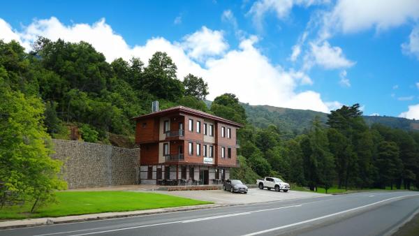En la foto se muestra el objeto Mayavera Otel ubicado en la ciudad de Kuvançari.