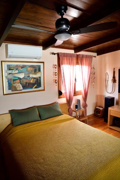 A la foto es mostra l'objecte Panoramic deluxe penthouse situat a la ciutat de Thérissos.