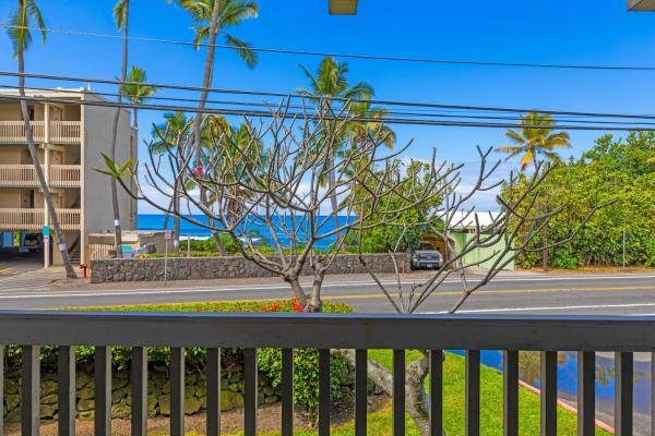 Big Island Kona Bali Kai 168 By Coldwell Banker Island Vacations - Captain Cook, HI