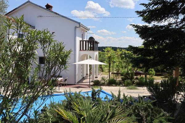 En la foto se muestra el objeto Summer House - Adonis ubicado en la ciudad de Čitluk.