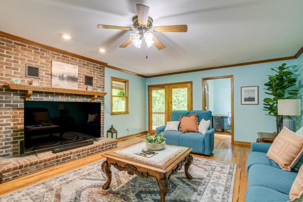 5 Mi To Lake Robinson: Wfh-friendly Home W/ Pool - Greer, SC