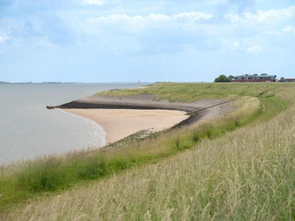 A la foto es mostra l'objecte Holiday Home in Zeeland near the Sea situat a la ciutat de Wemeldinge.
