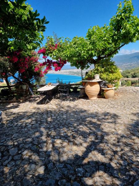 A la foto es mostra l'objecte unique view kalamata situat a la ciutat de Kalamata.