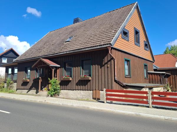 På billedet ses objektet Ferienhaus Willi beliggende i byen Elend.
