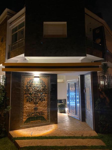 A la foto es mostra l'objecte coastal charm harhoura situat a la ciutat de Temara.