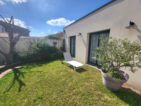 Maison Rénovée Avec Jardin Et Terrasse Au Cœur De La Chaume, Proche Plage, Wifi - Fr-1-92-944 - Les Sables-d'Olonne