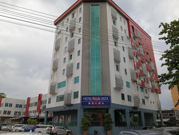 Na fotografii je vidět objekt Hotel Regal Vista nacházející se ve městě Ipoh.