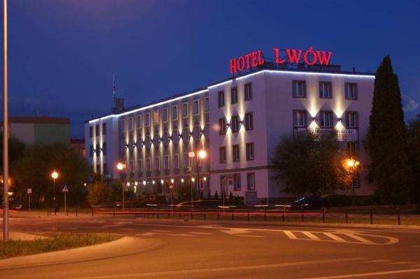Auf dem Foto ist das Objekt Lwów in der Stadt Andrzejów zu sehen.