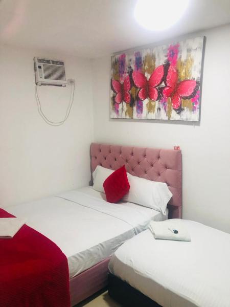 Na fotografii je vidět objekt Hotel Altos del Prado nacházející se ve městě Ciudad Jardín.