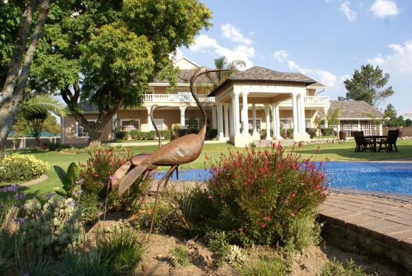 A la foto es mostra l'objecte Attaché Guest Lodge & Health Spa situat a la ciutat de Midrand.