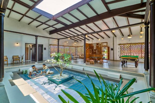 Saffronstays Sarvam - 3bdr Wada-inspired Pool Villa In Igatpuri - Igatpuri