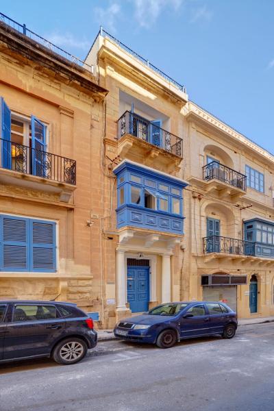 A la foto es mostra l'objecte Sliema Townhouse with Rooftop Terrace by Buena Vista situat a la ciutat de Sliema.
