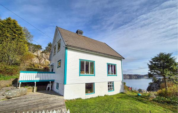 Nella foto è visibile l'oggetto Beautiful Home In Urangsvåg situato nella città di Rolvsnes.
