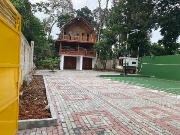 Στη φωτογραφία φαίνεται το αντικείμενο Herdiyan Garden House που βρίσκεται στην πόλη Cilaksana.