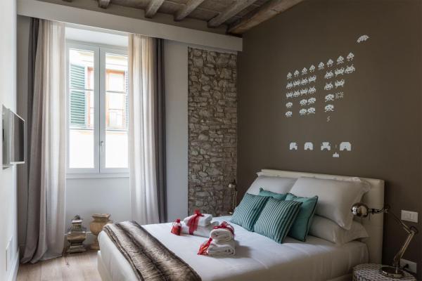 Rose Apartment - Santo Spirito district, Florence