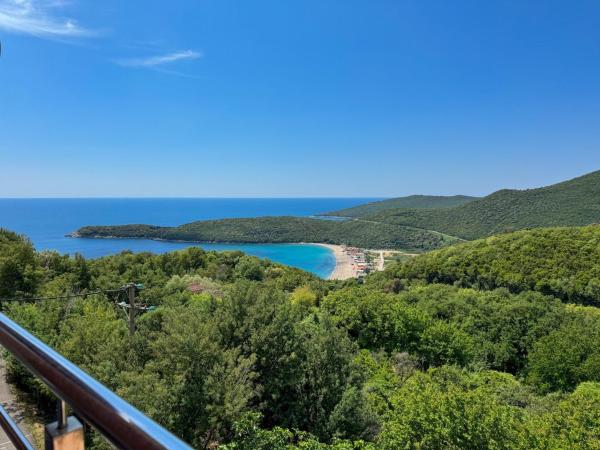 Στη φωτογραφία φαίνεται το αντικείμενο One-bedroom Apart, with panoramic view, Prijevor που βρίσκεται στην πόλη Prijevor.