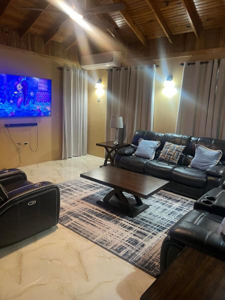 Whitehall Villa in Negril, Negril