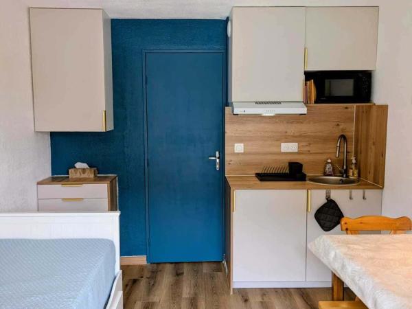 Na fotografii je vidět objekt Studio cosy 4 pers à Châtel avec terrasse et parking - FR-1-676-221 nacházející se ve městě Châtel.